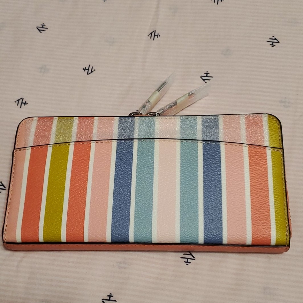 Coach wallet - Picture 2 of 10